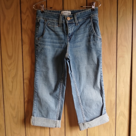 CAPRI Cute Jeans Levi's Capri length Signature w cuffs and cute front p - Picture 2 of 12